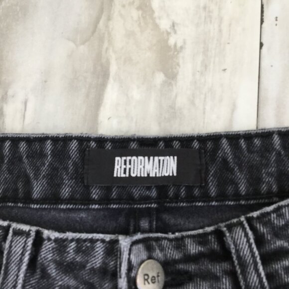 Reformation Cropped Raw Hem Hi Rise Distressed Jean 25 - Picture 4 of 10